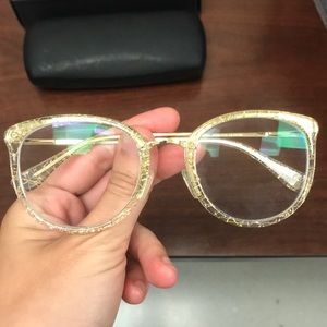 Bonlook Amaze champagne glasses